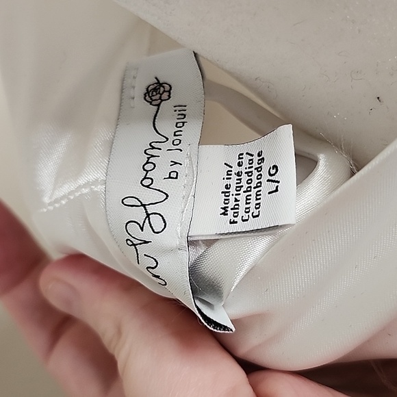 NWOT Bridal Robe - Picture 4 of 4